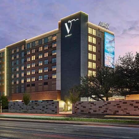 Lively Hotel On Oak Oklahoma City, Tapestry By Hilton 外观 照片