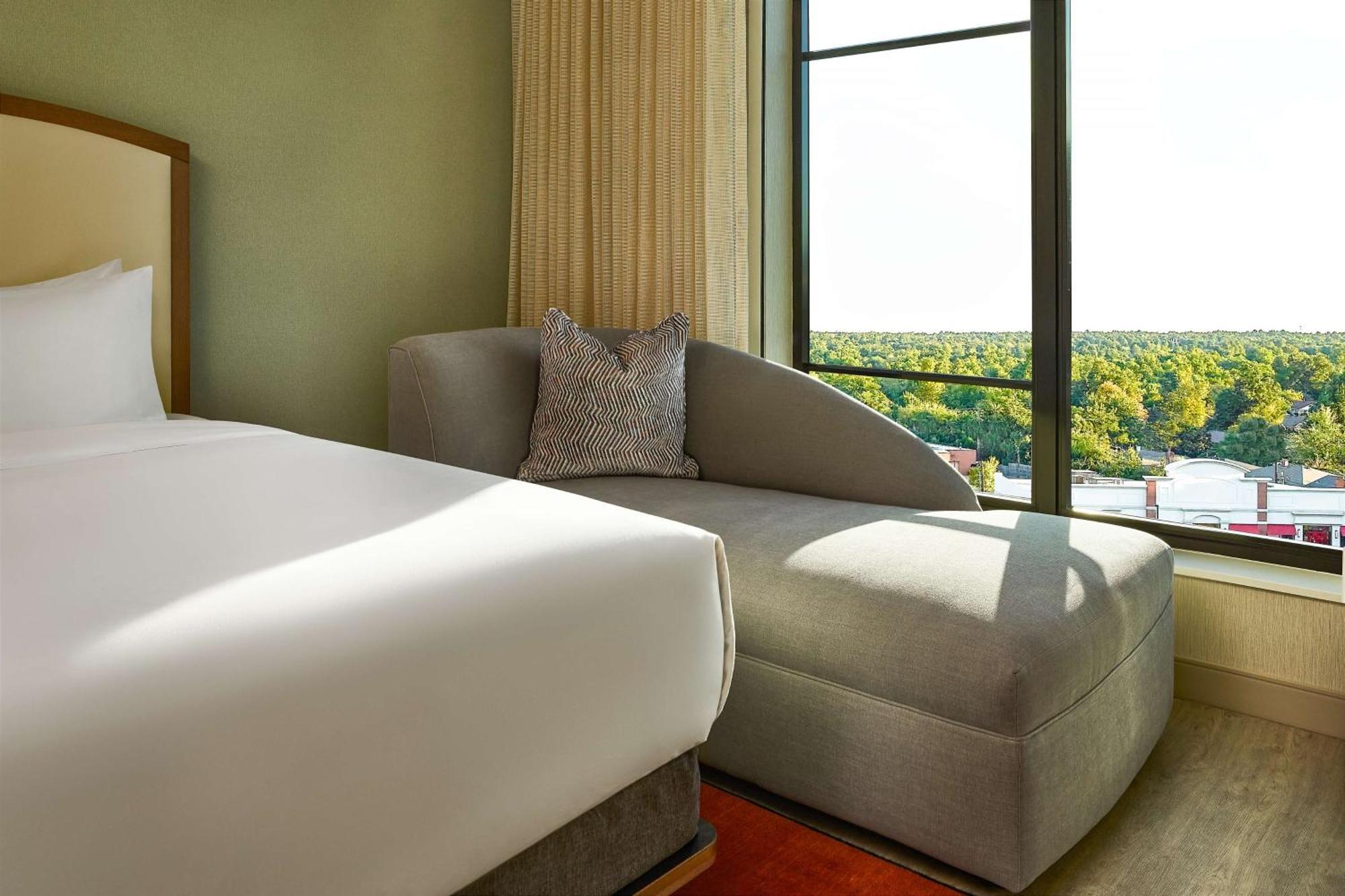 Lively Hotel On Oak Oklahoma City, Tapestry By Hilton 外观 照片
